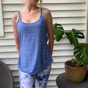 ADIDAS WOMENS CROSSBACK ULTRALIGHT CROSSBACK TANK- Size Small 💙